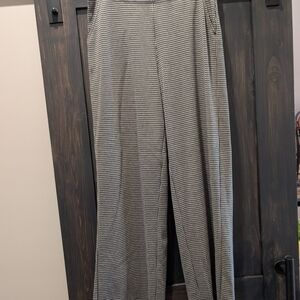 Max Studio Black and White Houndstooth Trousers